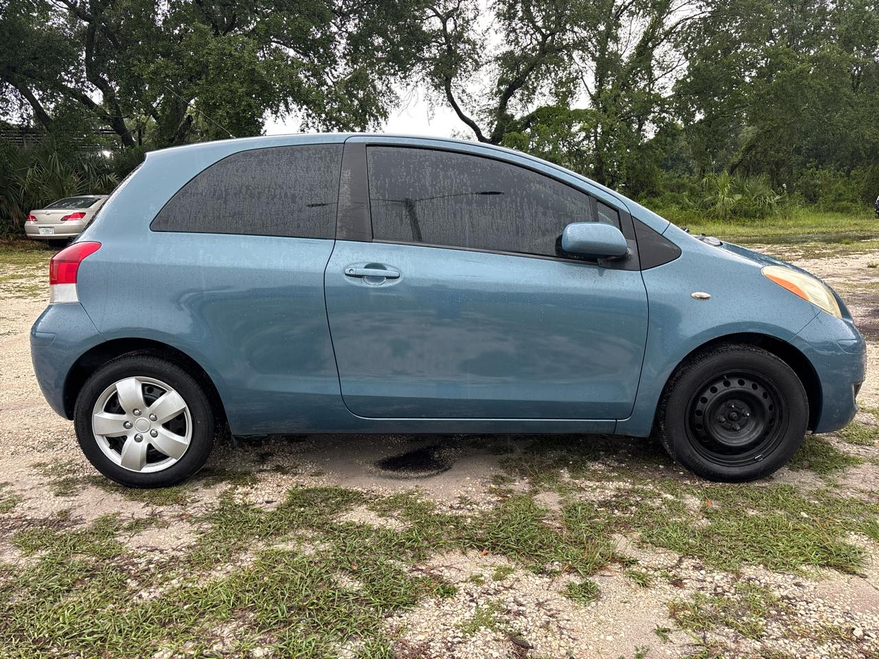 Toyota Yaris  2010