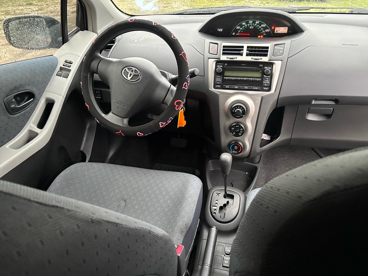 Toyota Yaris  2010