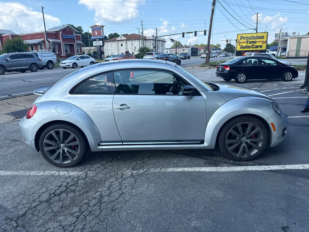 Volkswagen Beetle Coupe  2013