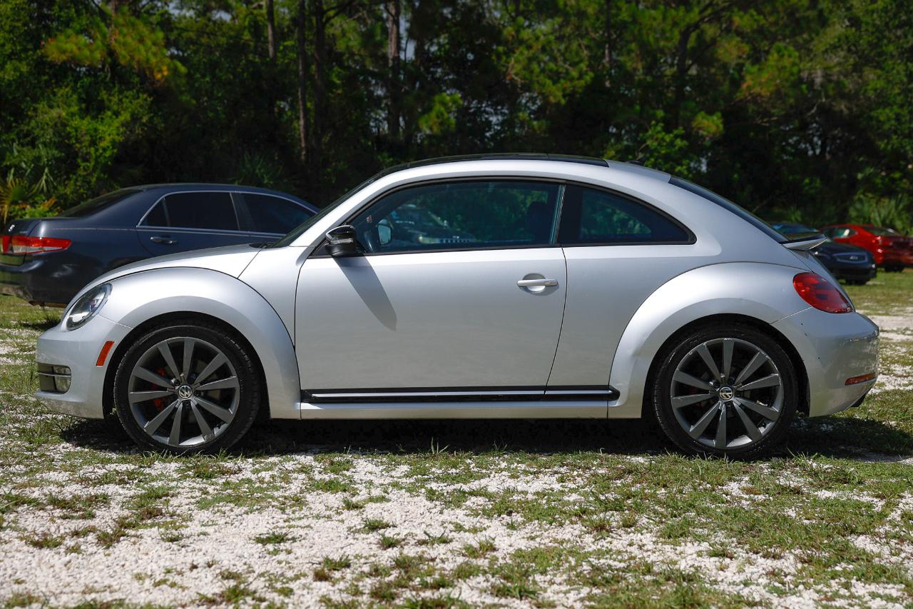 Volkswagen Beetle Coupe  2013