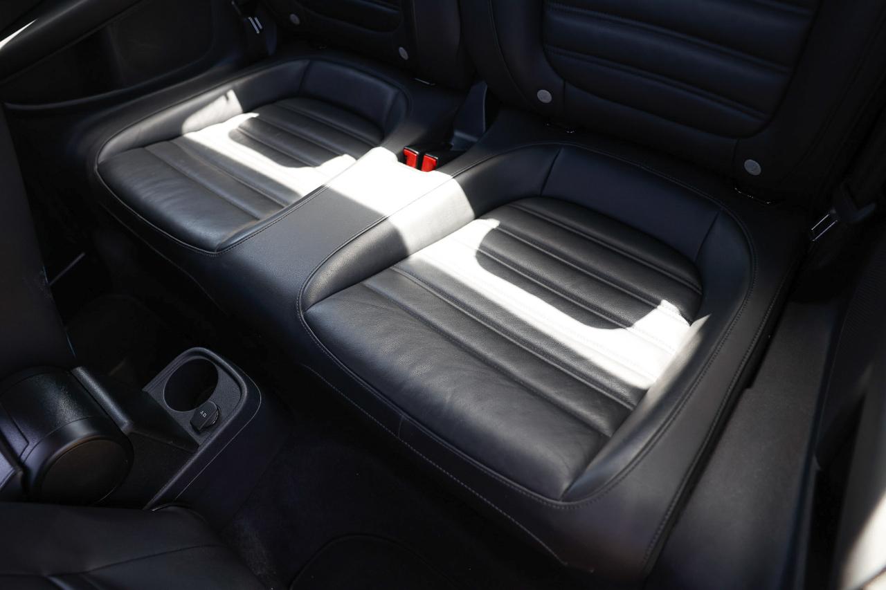 Volkswagen Beetle Coupe  2013