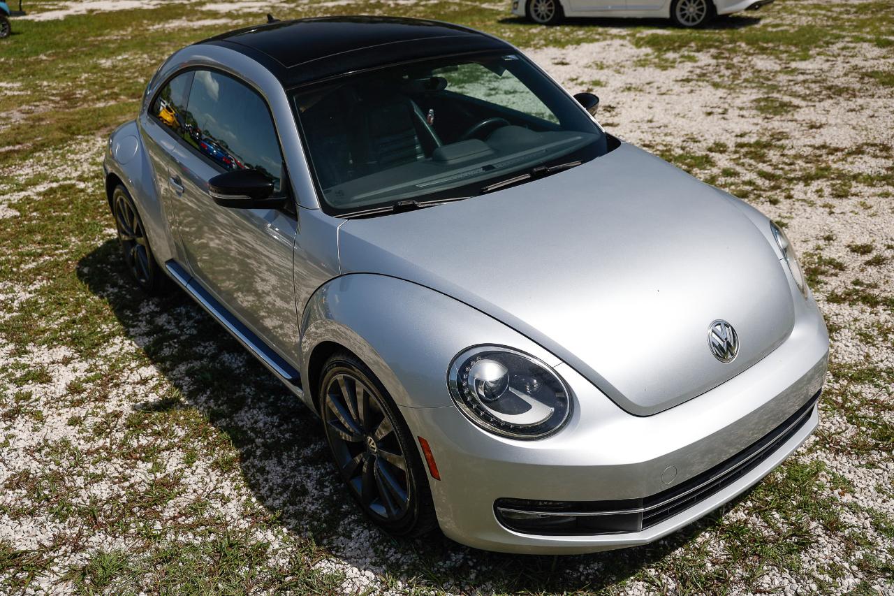 Volkswagen Beetle Coupe  2013