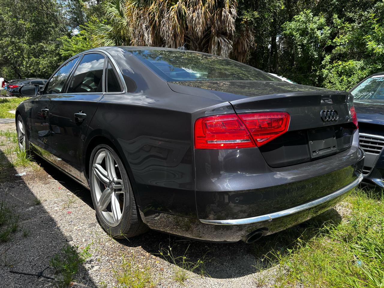 Audi A8  2011