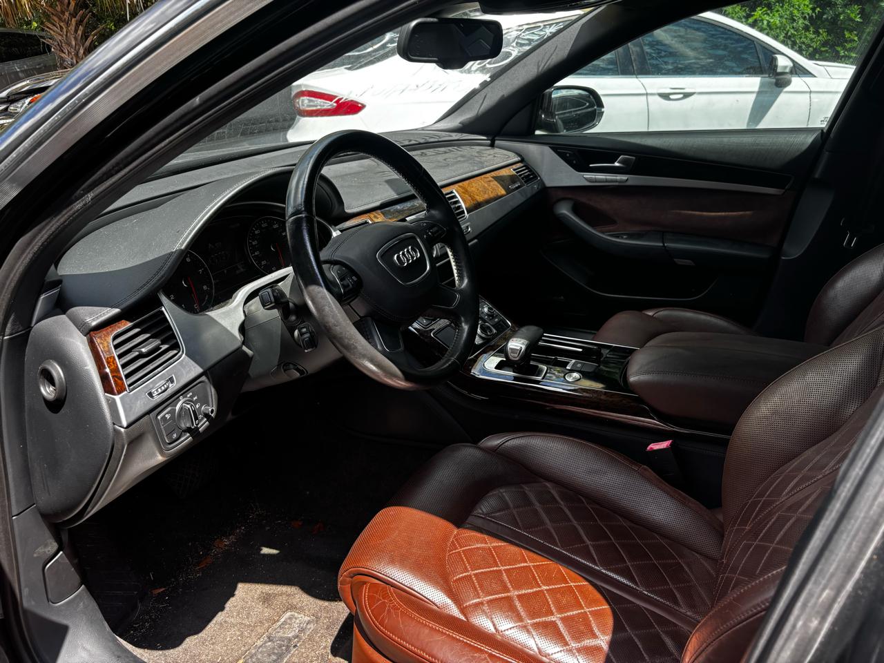 Audi A8  2011