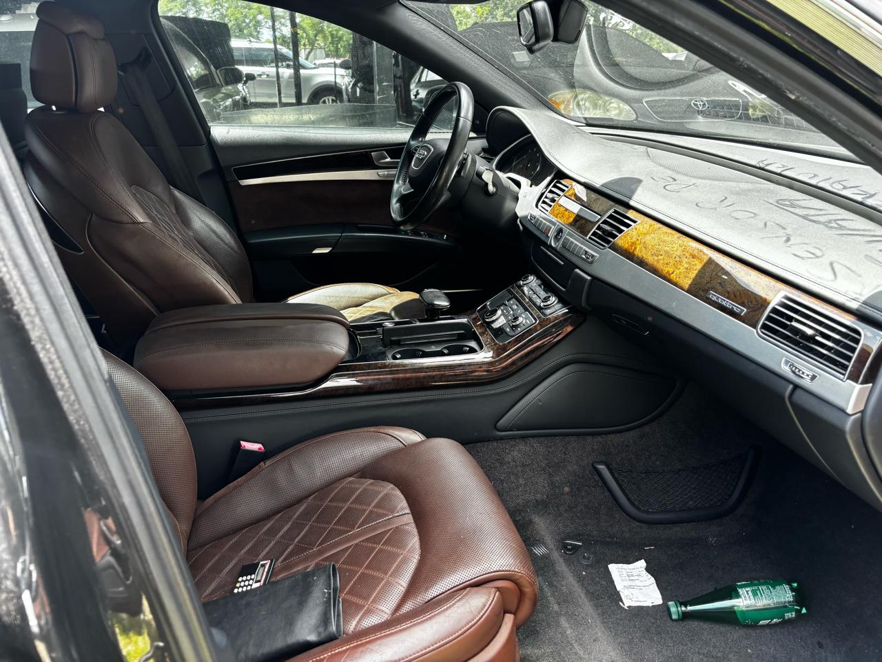 Audi A8  2011