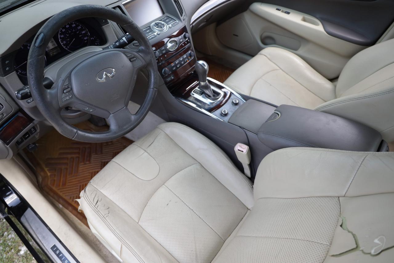 Infiniti G37 Sedan  2011