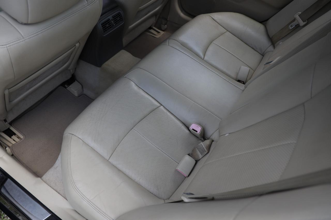 Infiniti G37 Sedan  2011