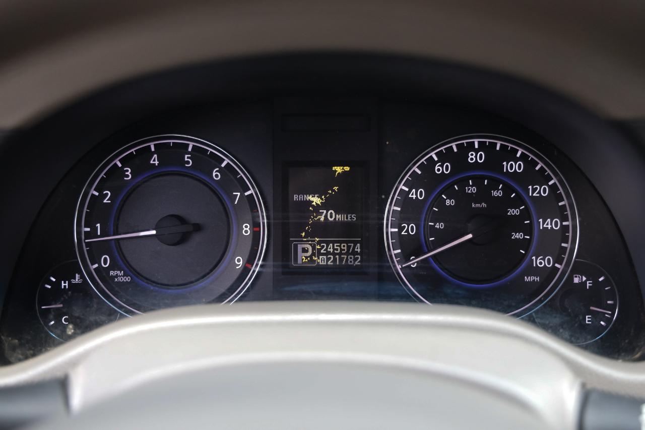 Infiniti G37 Sedan  2011