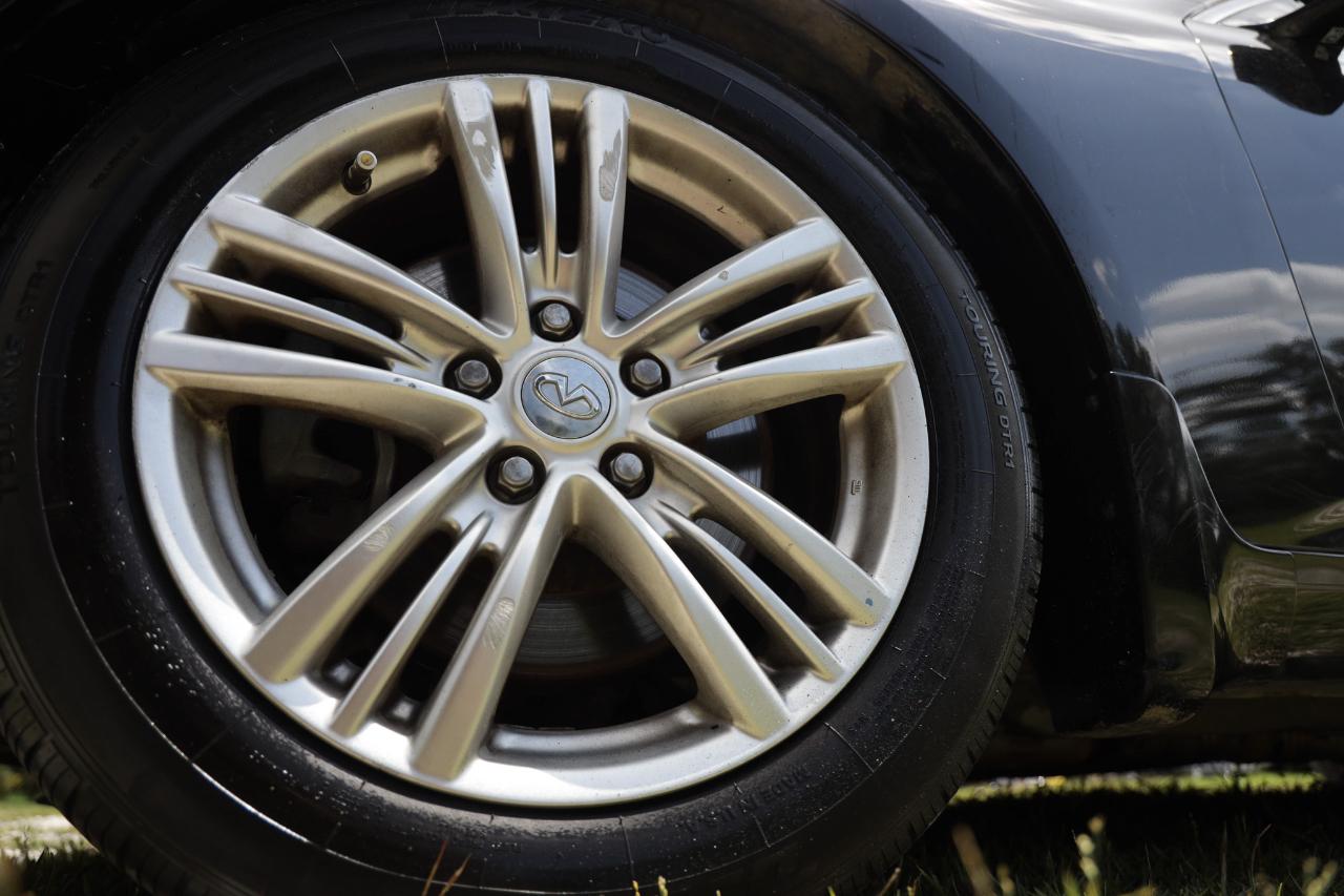 Infiniti G37 Sedan  2011