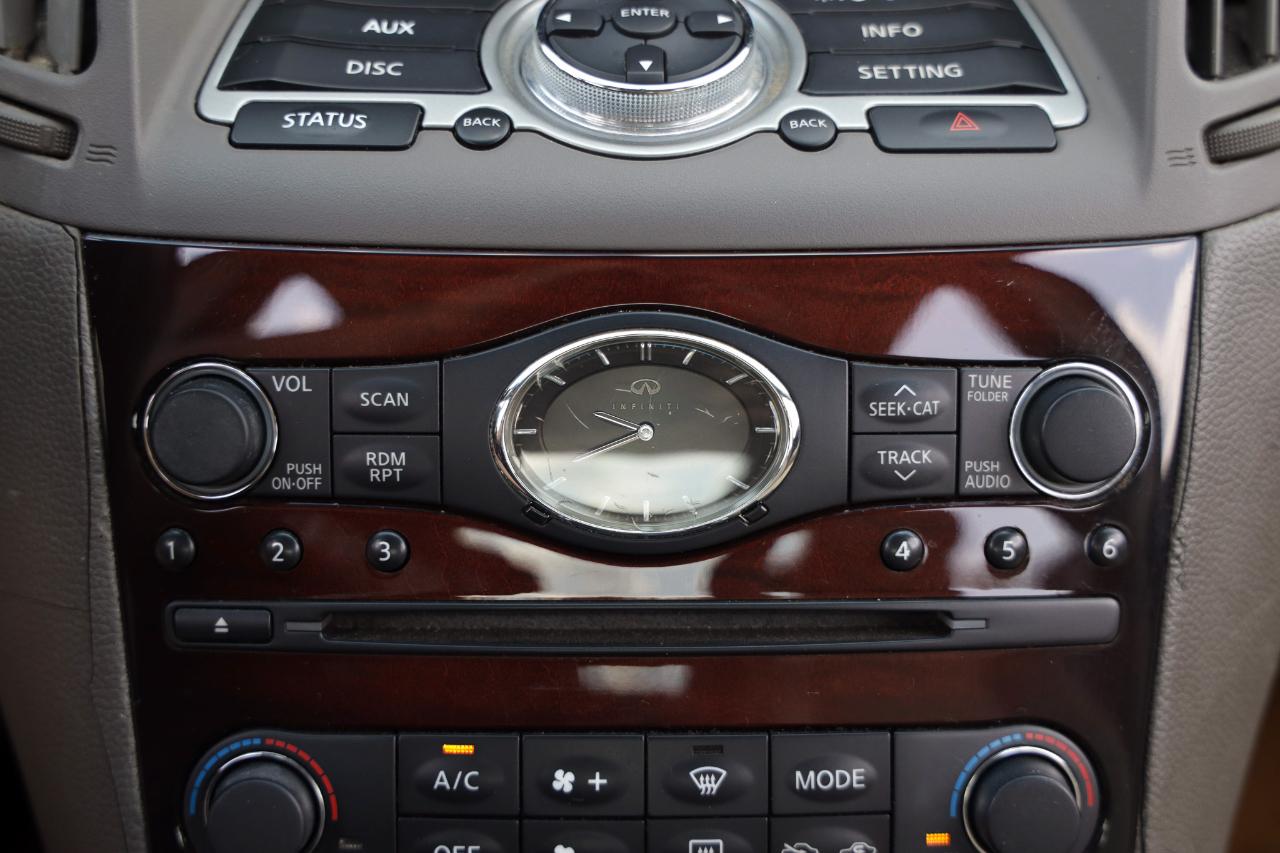 Infiniti G37 Sedan  2011