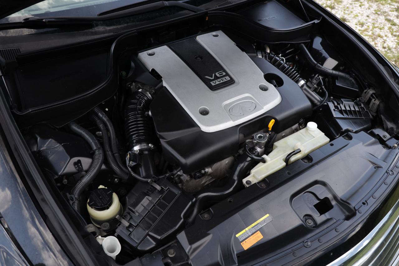 Infiniti G37 Sedan  2011
