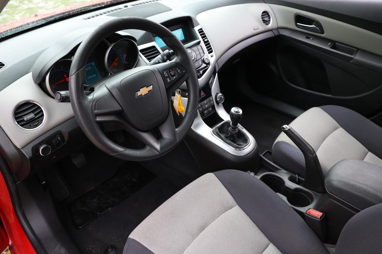 Chevrolet Cruze L Manual 2015