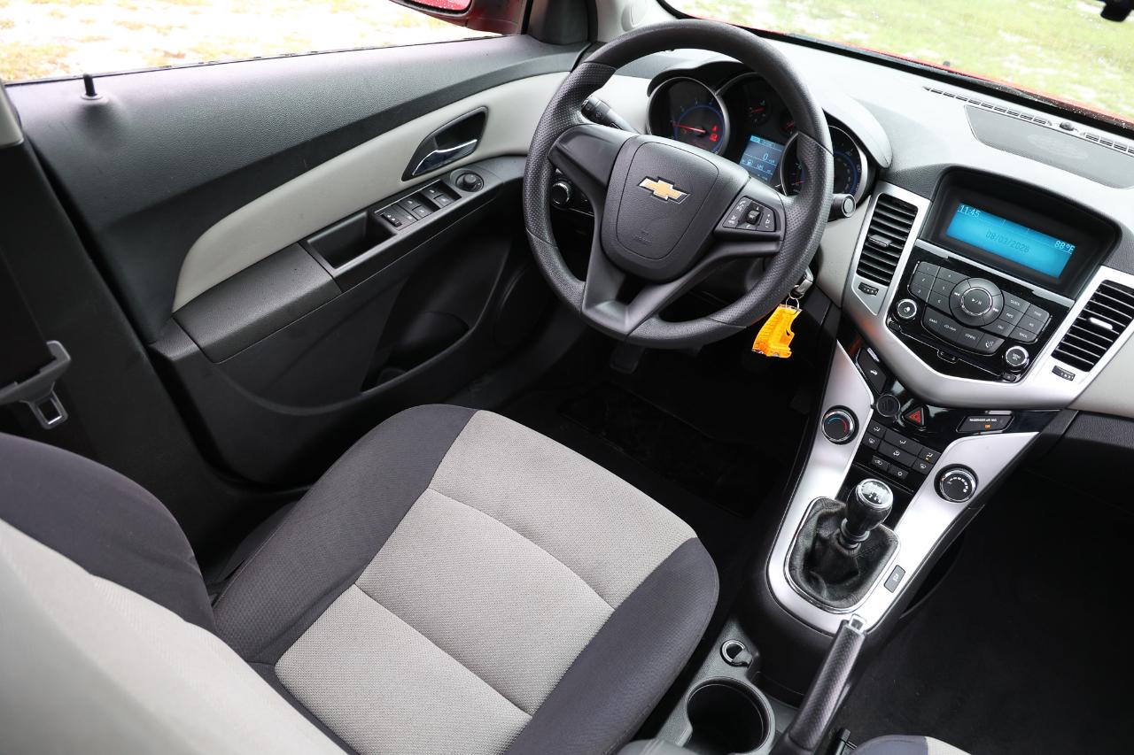 Chevrolet Cruze L Manual 2015