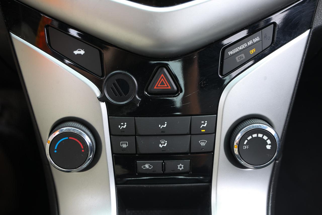 Chevrolet Cruze L Manual 2015