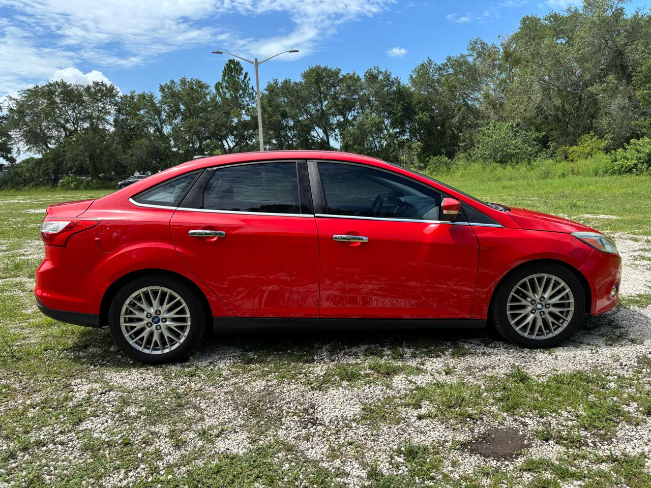 Ford Focus  2012