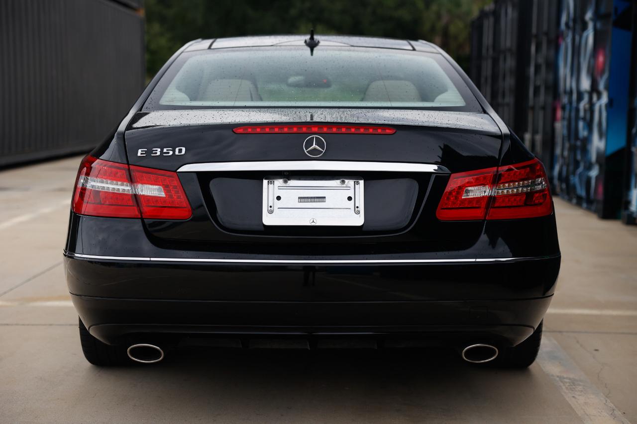 Mercedes-Benz E-Class  2010