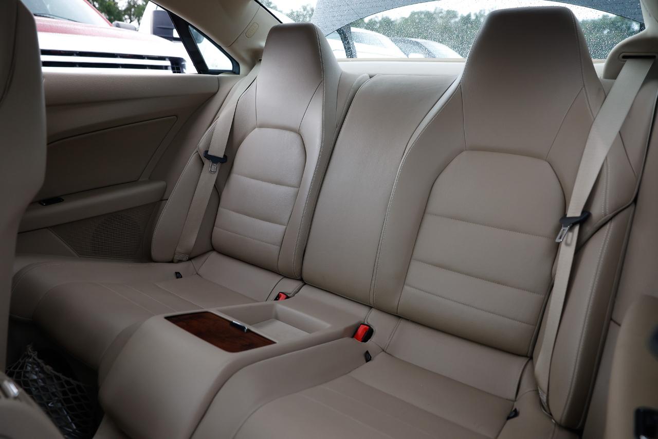 Mercedes-Benz E-Class  2010