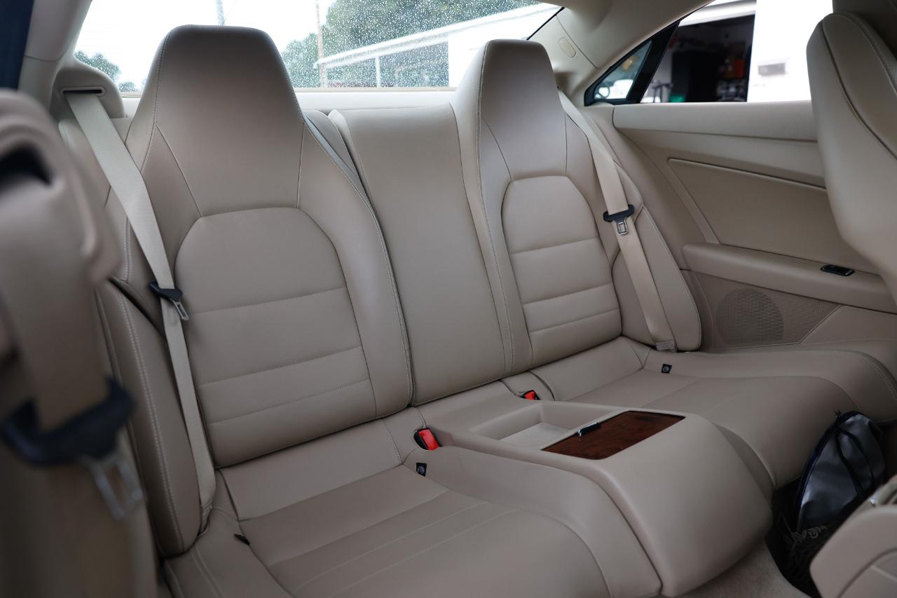 Mercedes-Benz E-Class  2010