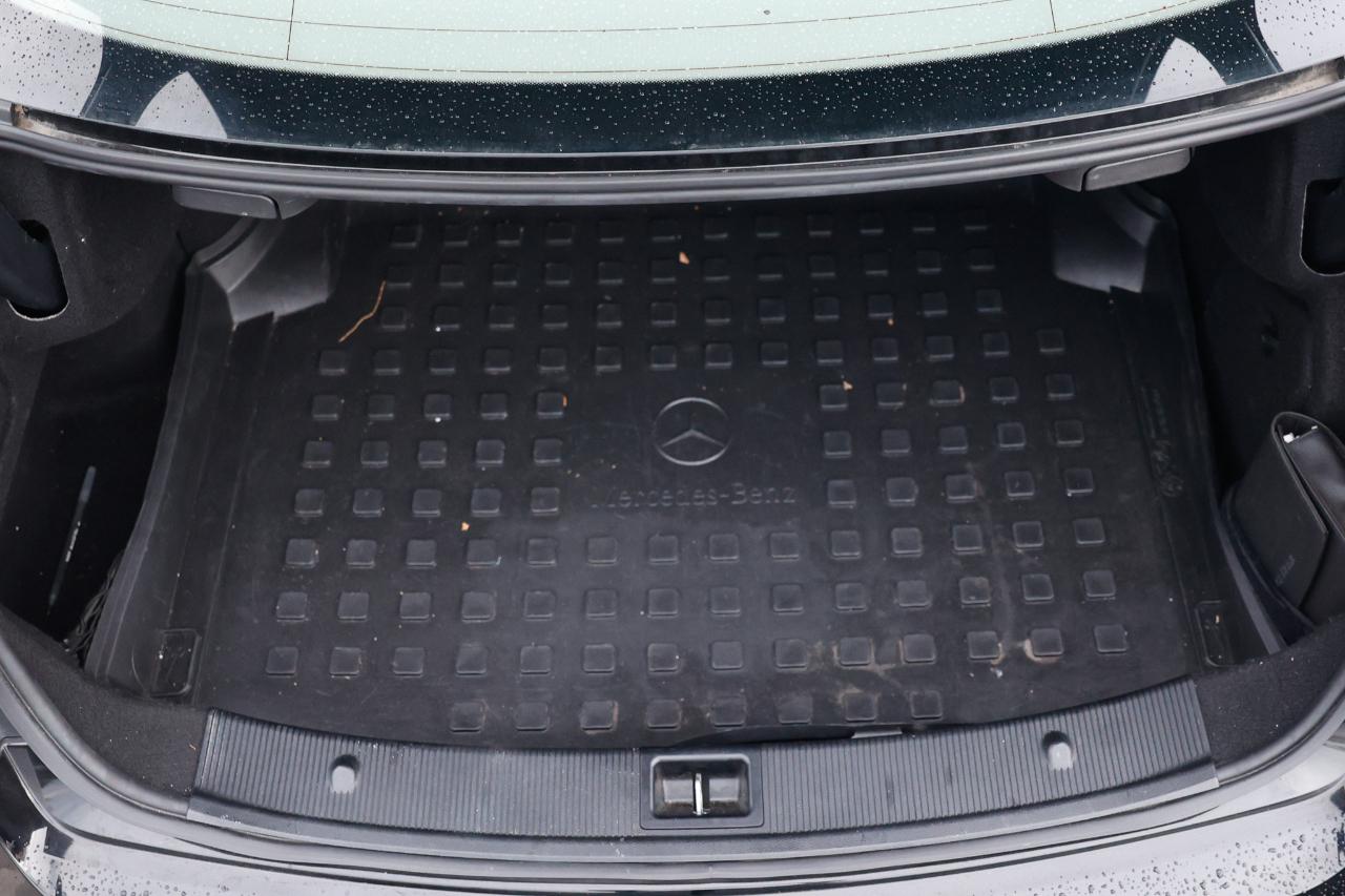 Mercedes-Benz E-Class  2010
