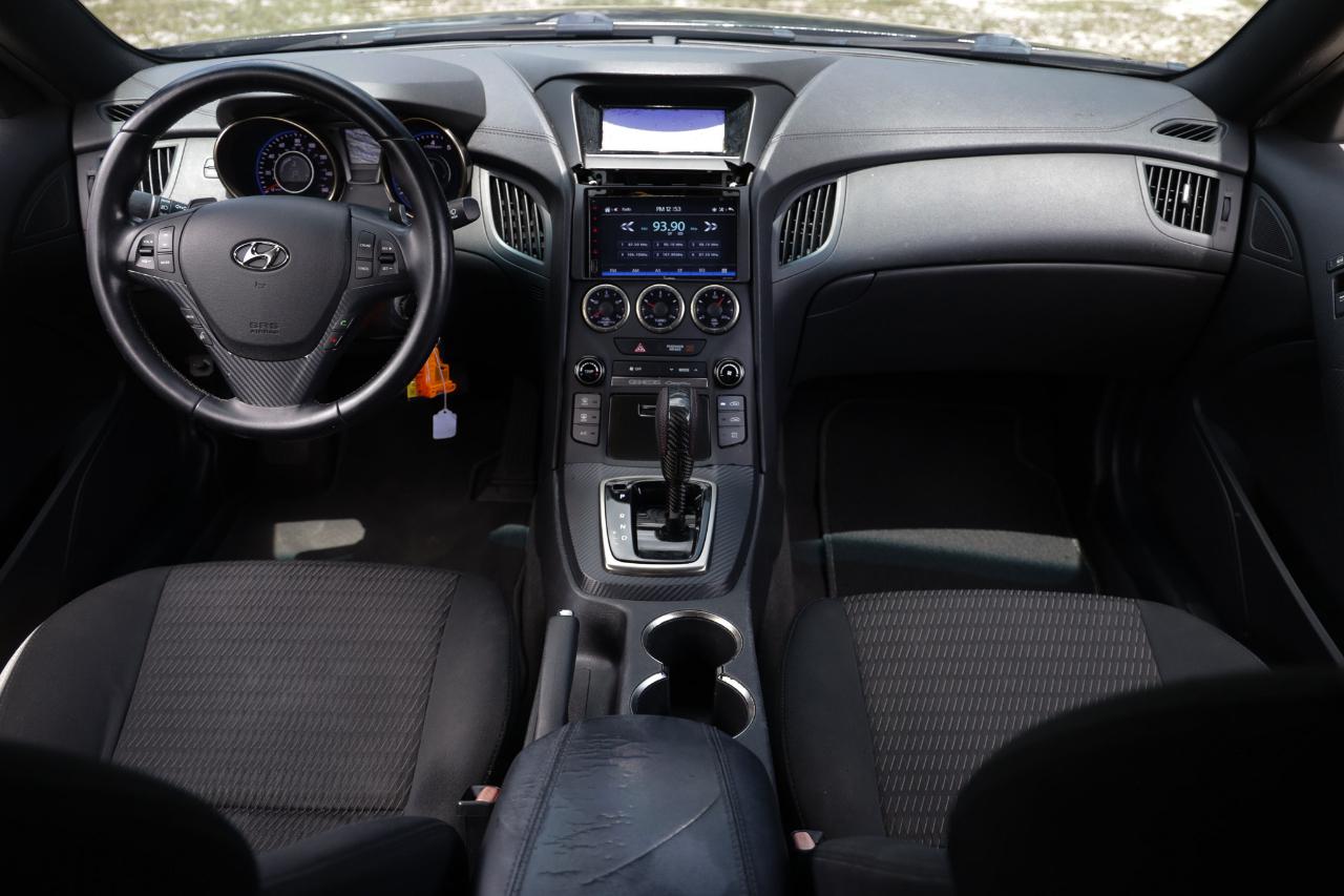 Hyundai Genesis Coupe  2013