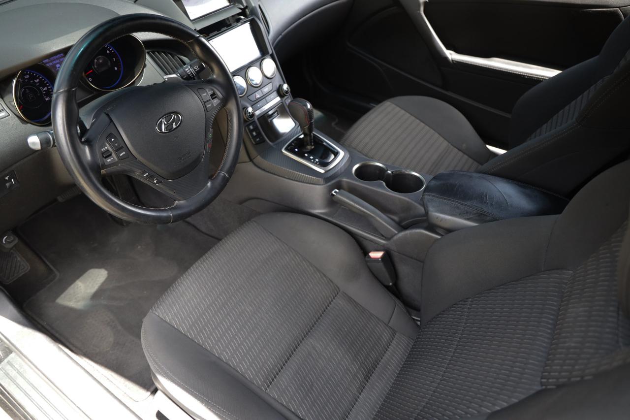 Hyundai Genesis Coupe  2013