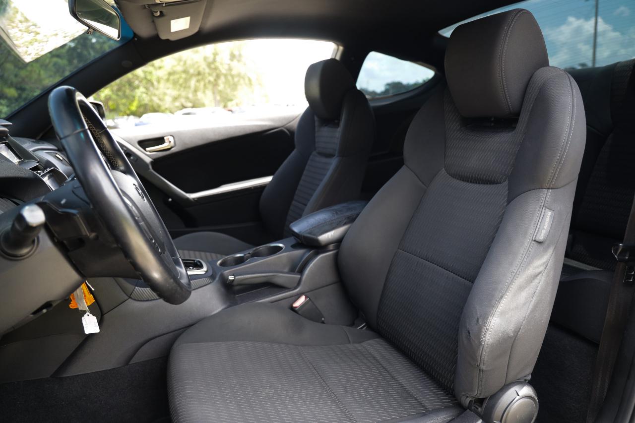 Hyundai Genesis Coupe  2013