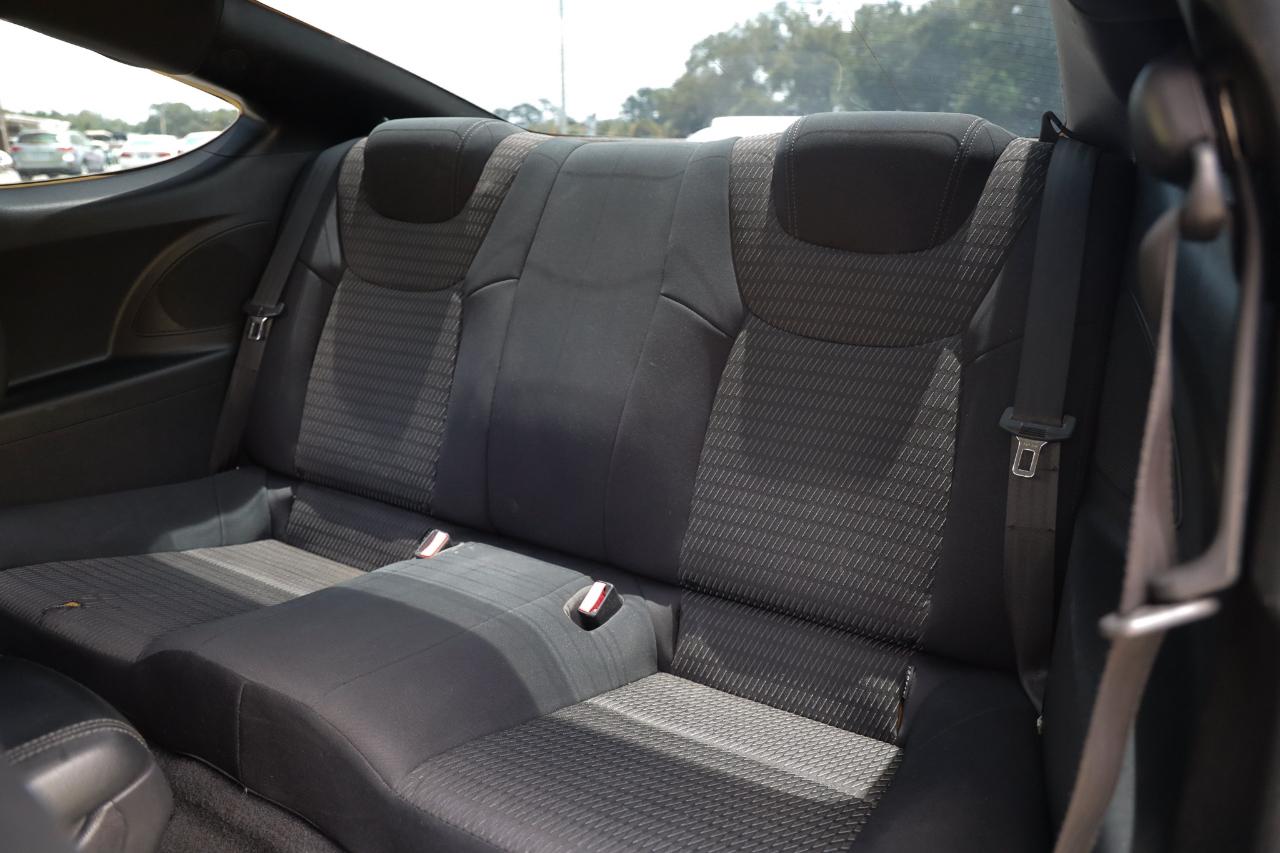 Hyundai Genesis Coupe  2013
