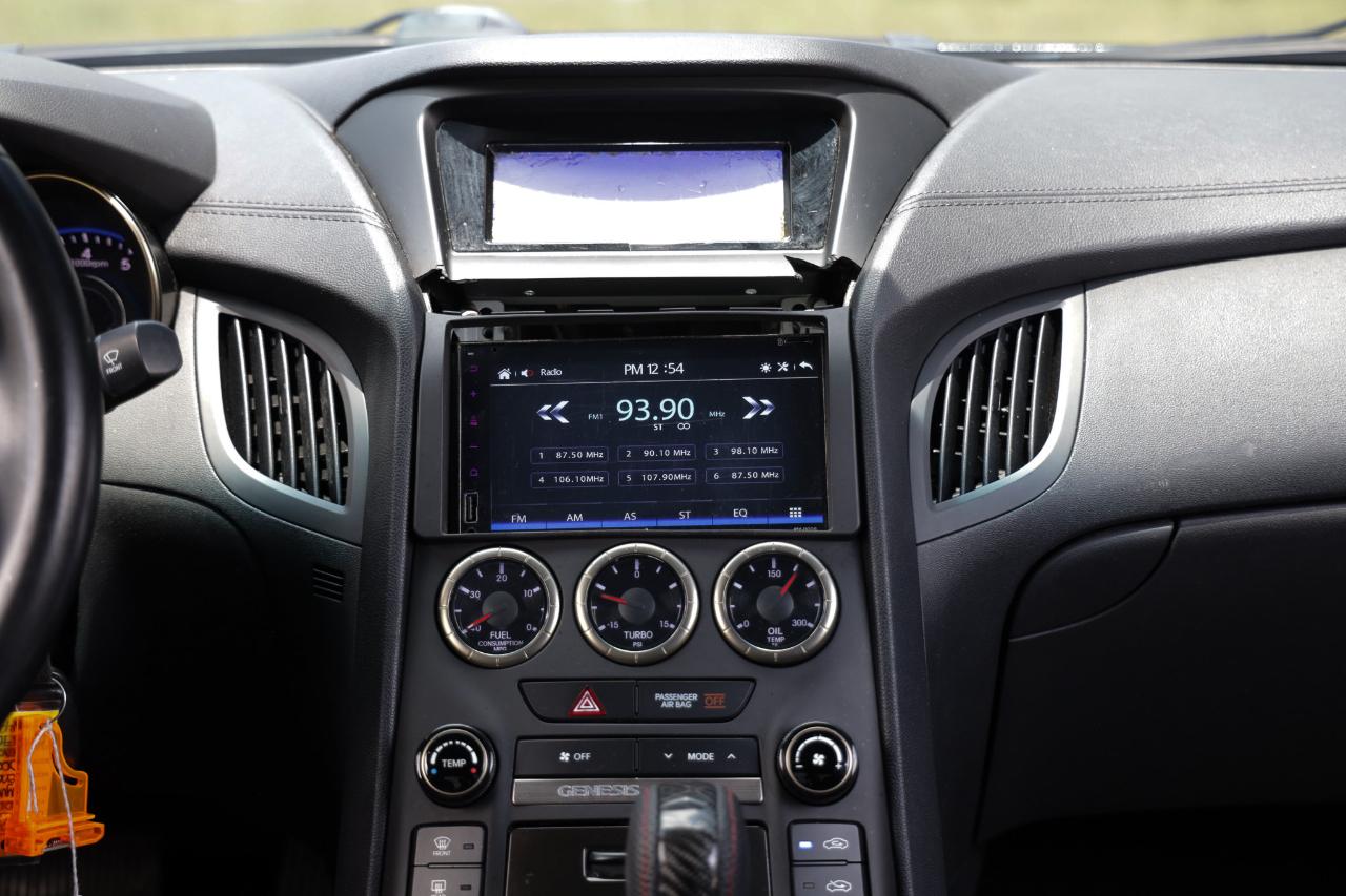 Hyundai Genesis Coupe  2013