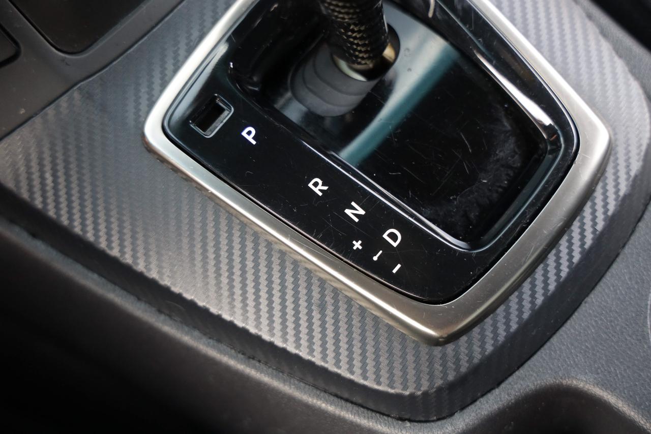 Hyundai Genesis Coupe  2013