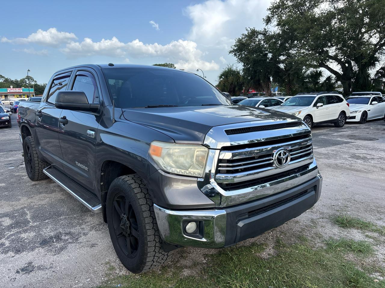 Toyota Tundra 2WD Truck  2016