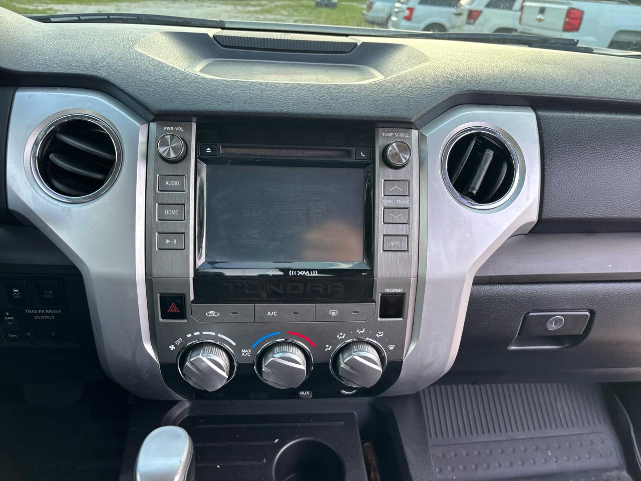 Toyota Tundra 2WD Truck  2016