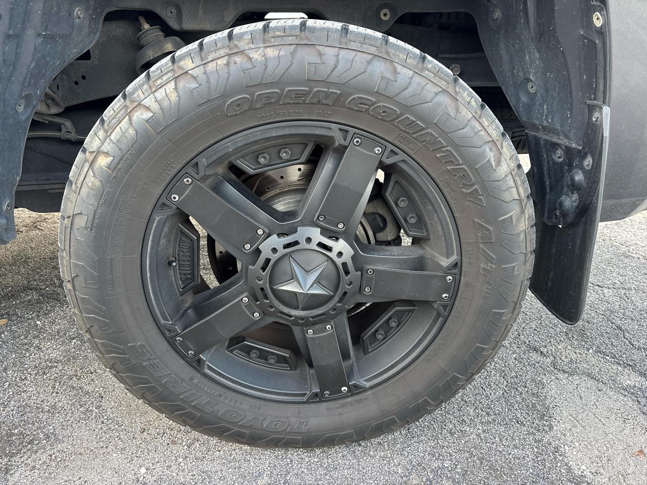 Toyota Tundra 2WD Truck  2016
