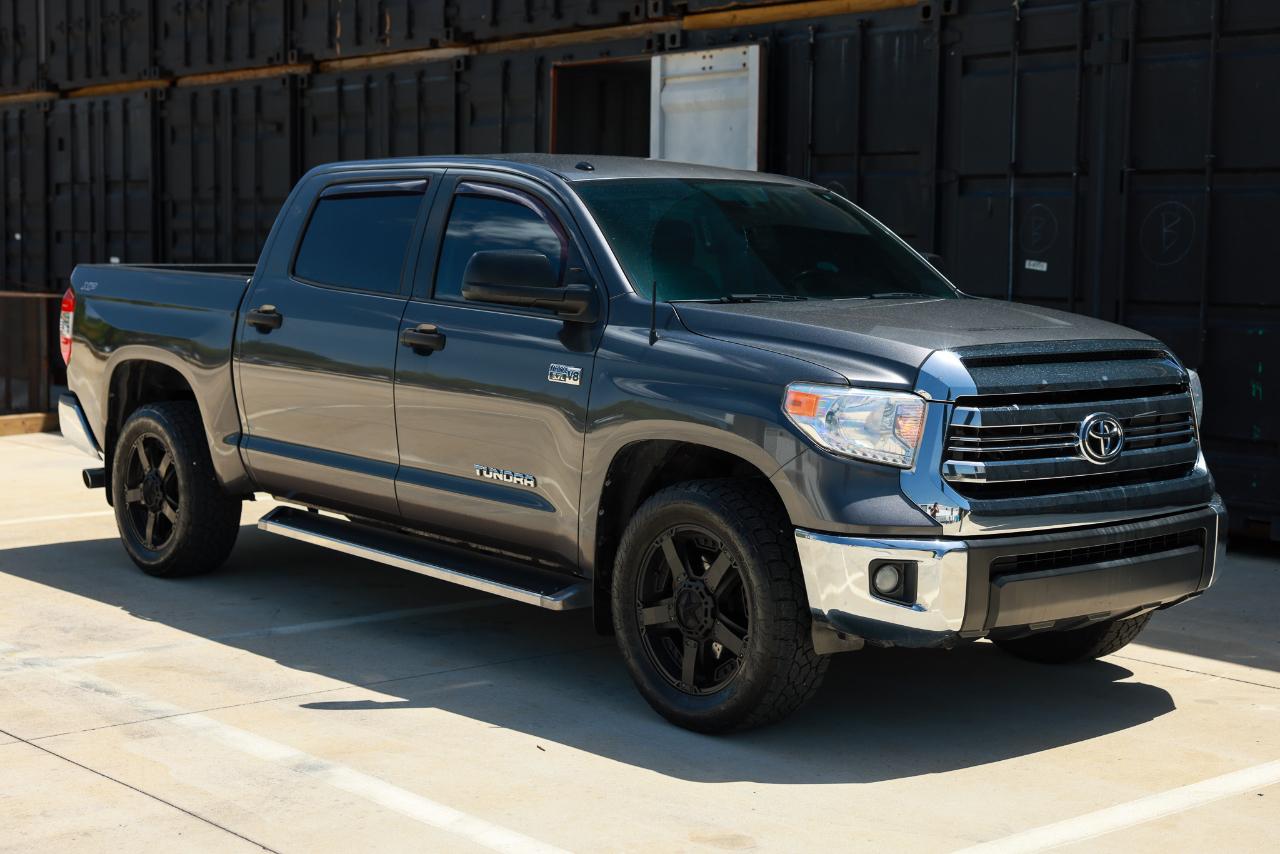 Toyota Tundra 2WD Truck  2016