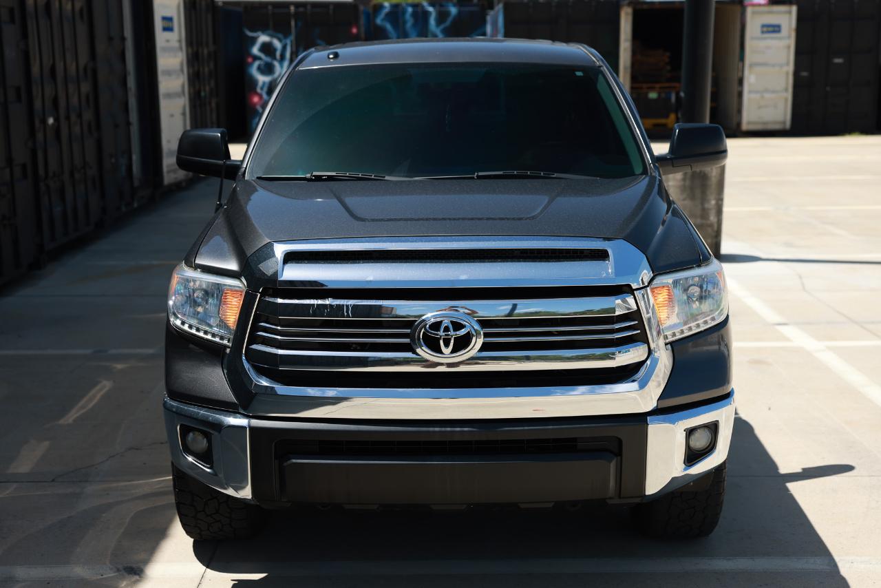 Toyota Tundra 2WD Truck  2016