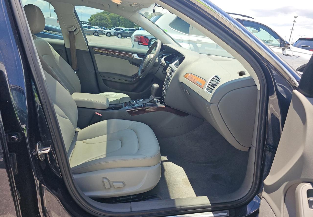 Audi A4  2012