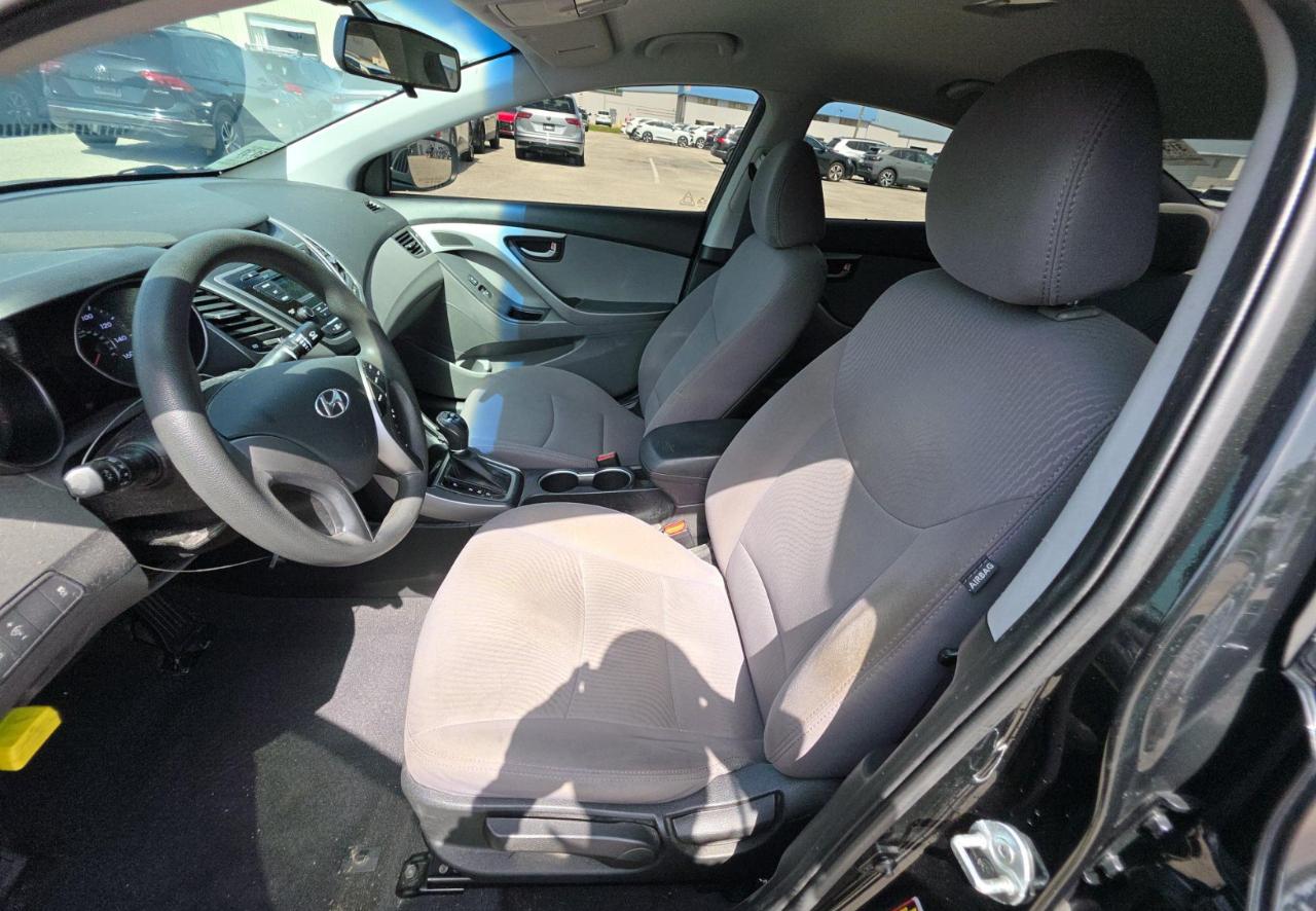 Hyundai Elantra  2014
