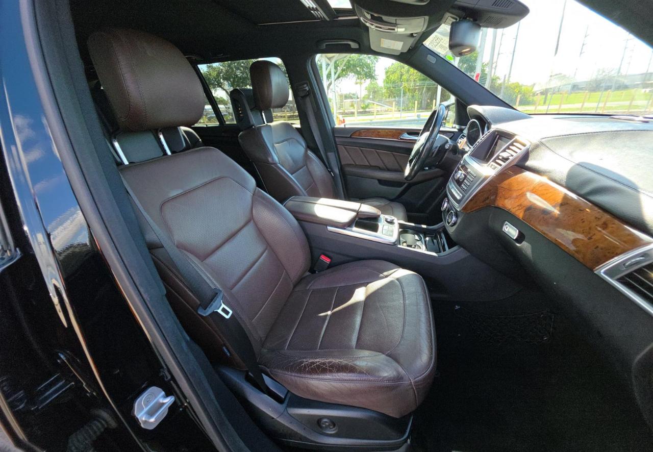 Mercedes-Benz GL  2016