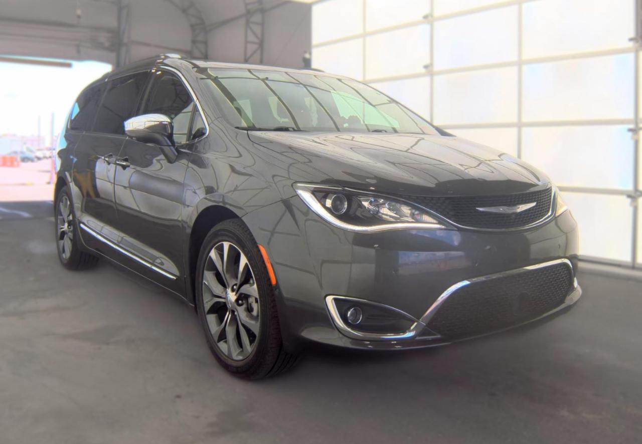 Chrysler Pacifica  2017
