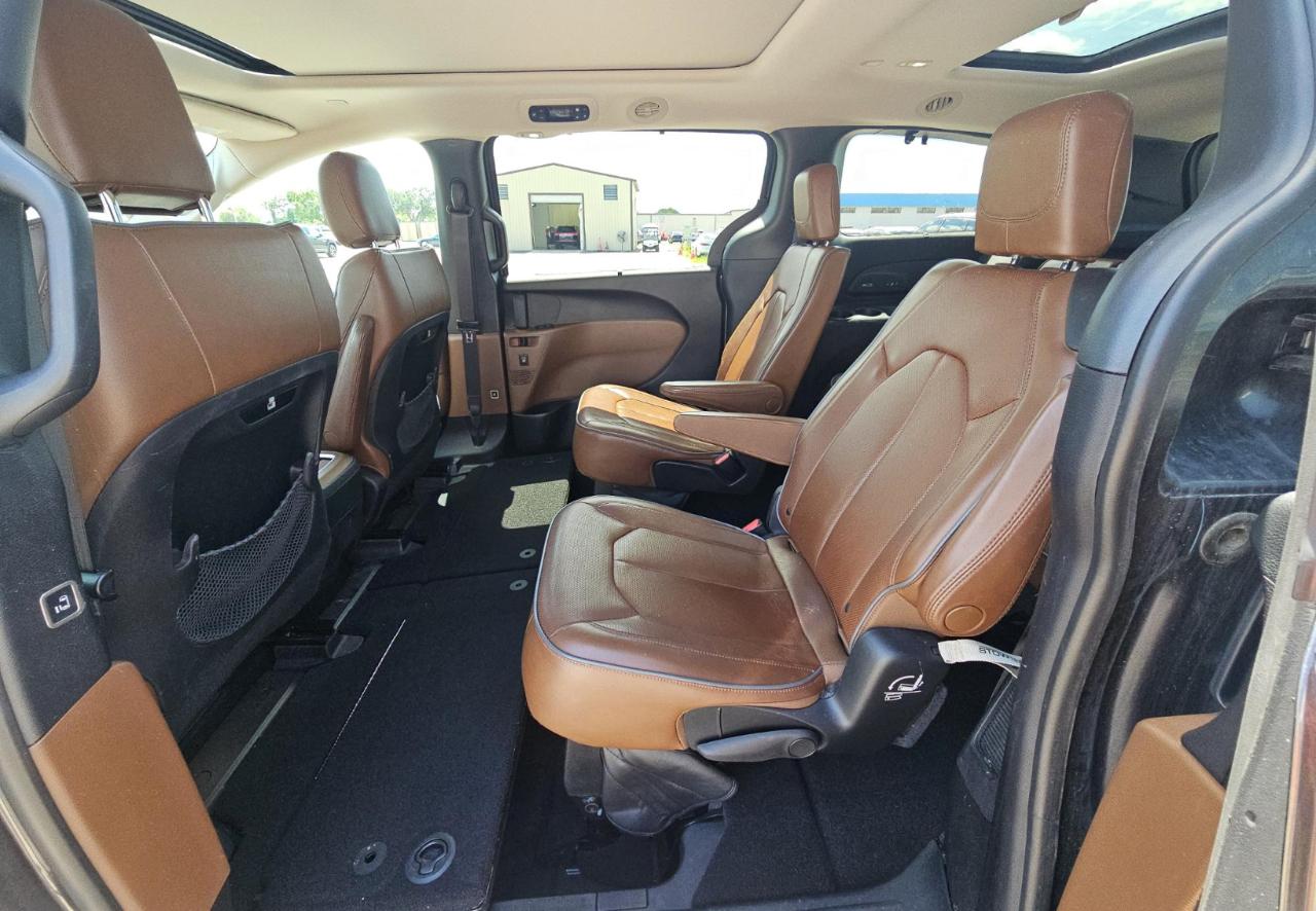 Chrysler Pacifica  2017