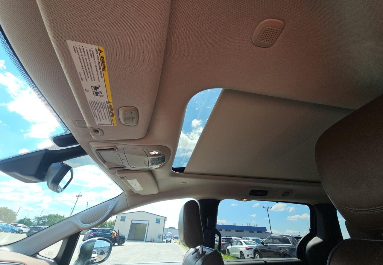 Chrysler Pacifica  2017