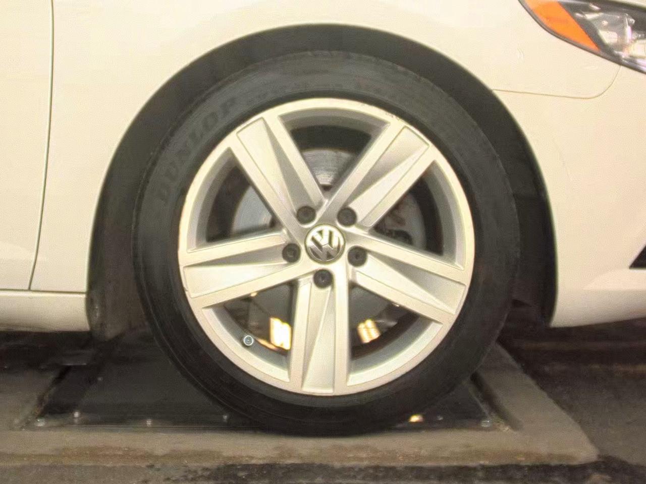 Volkswagen CC  2013