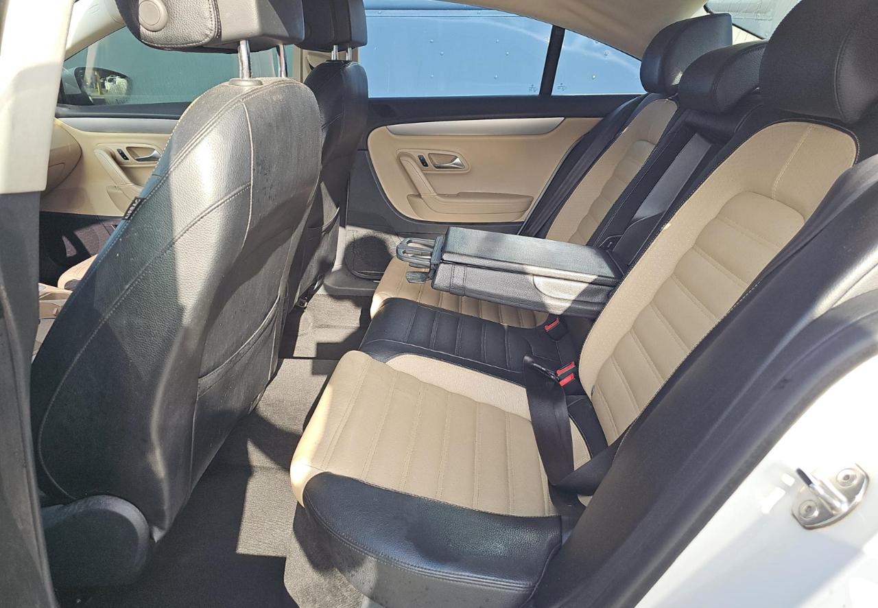 Volkswagen CC  2013