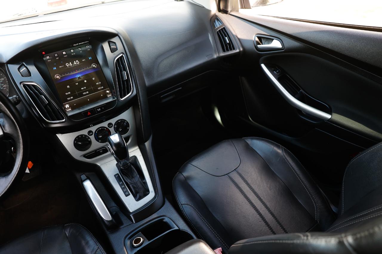Ford Focus  2013
