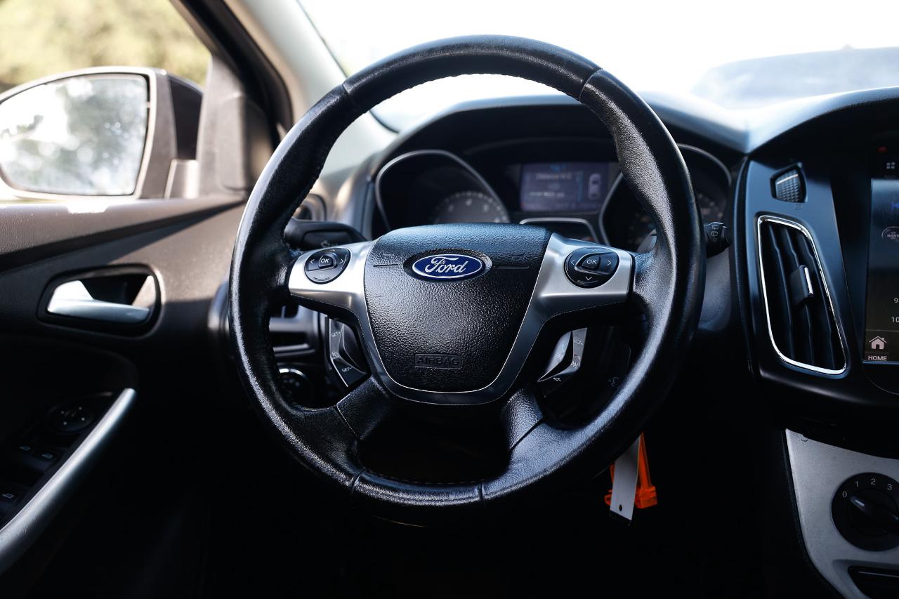 Ford Focus  2013