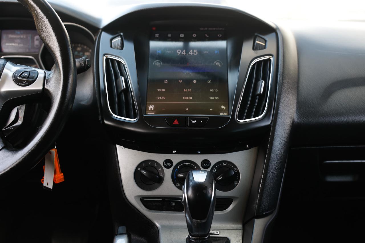 Ford Focus  2013