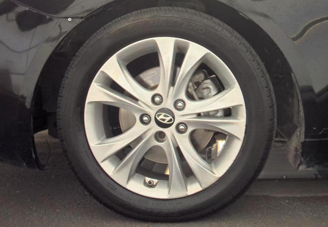 Hyundai Sonata  2011