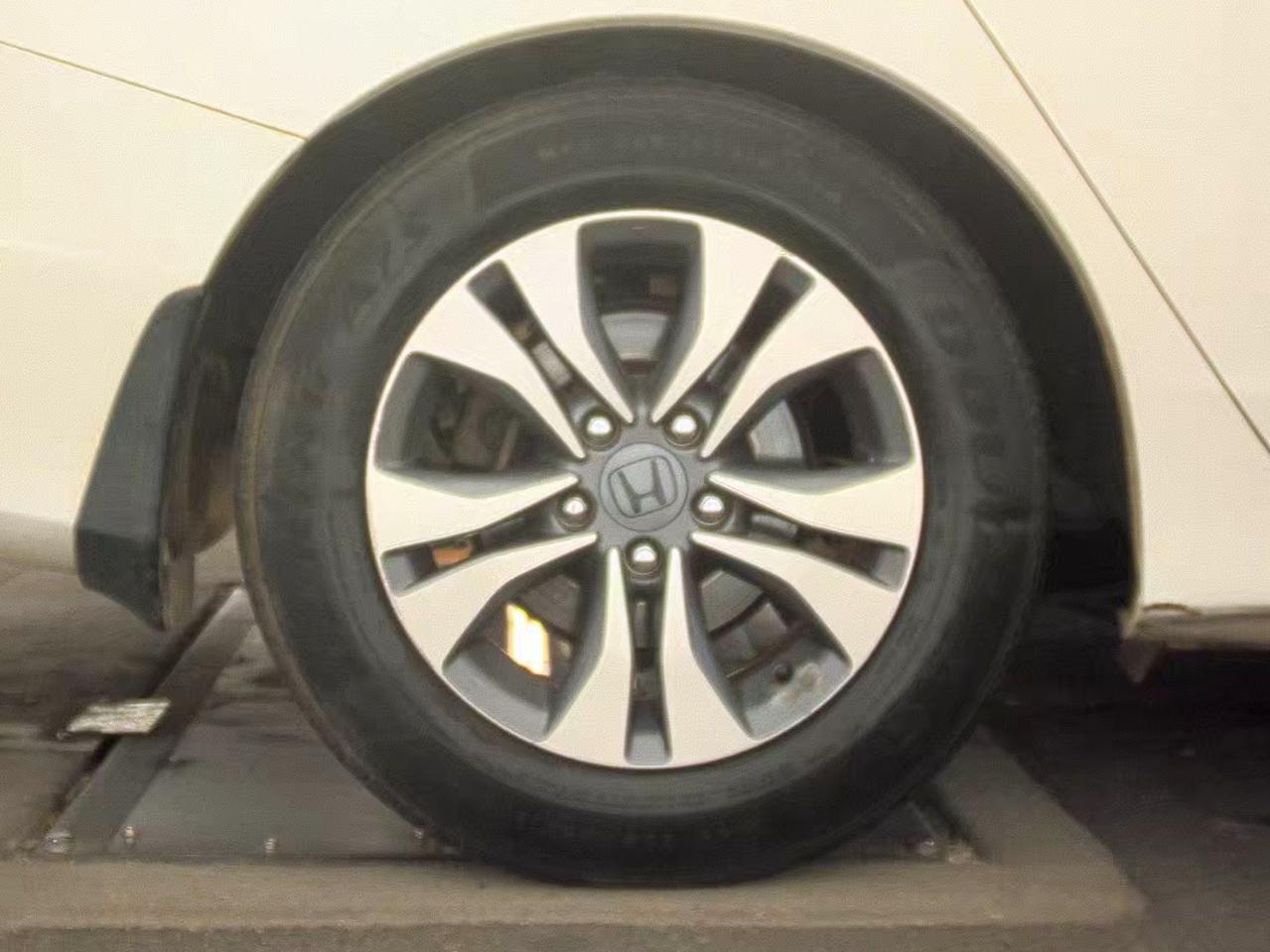 Honda Accord Sdn  2013