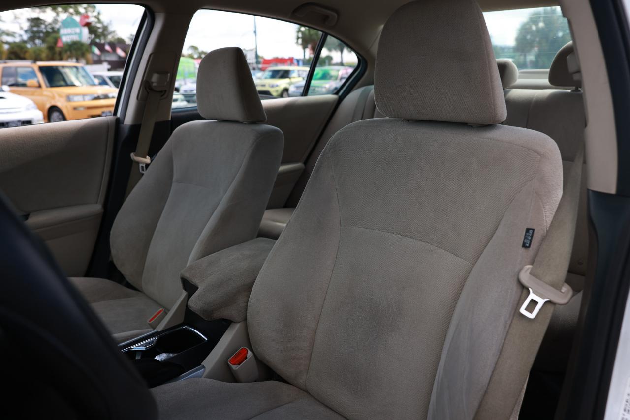 Honda Accord Sdn  2013
