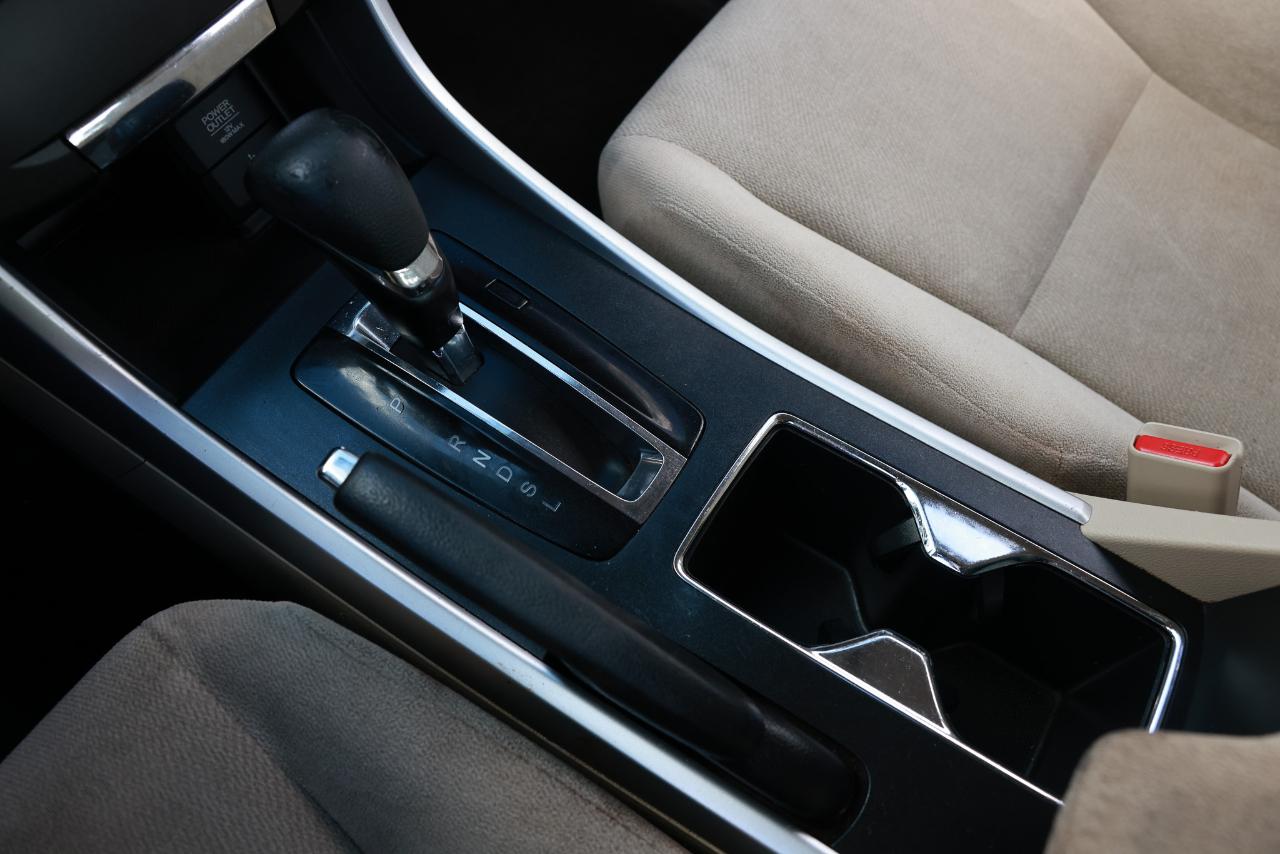 Honda Accord Sdn  2013