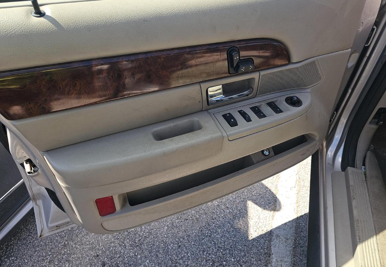 Mercury Grand Marquis  2009